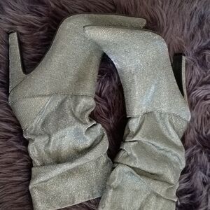 Nina Women's Black and Gray Boots